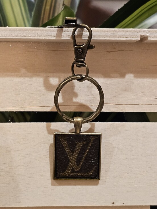 Louis Vuitton Other - Louis Vuitton Piece In Pendant On Keychain/Bag Charm